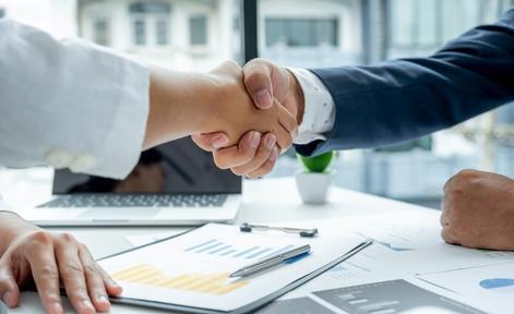 Advancing CPQ with HubSpot & DealHub