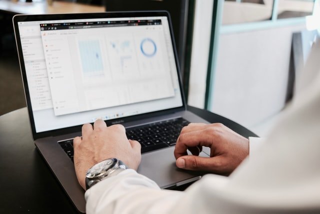 Ten Steps to Data Quality: The Keys to B2B Sales & Marketing Success